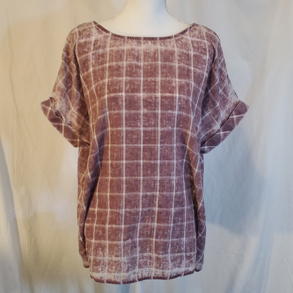 Rock & Republic Short Sleeve Ladder Back Shirt
